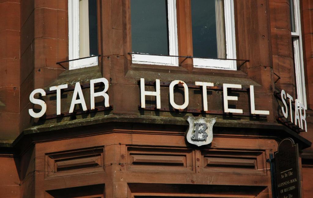 The Famous Star Hotel מופאט מראה חיצוני תמונה