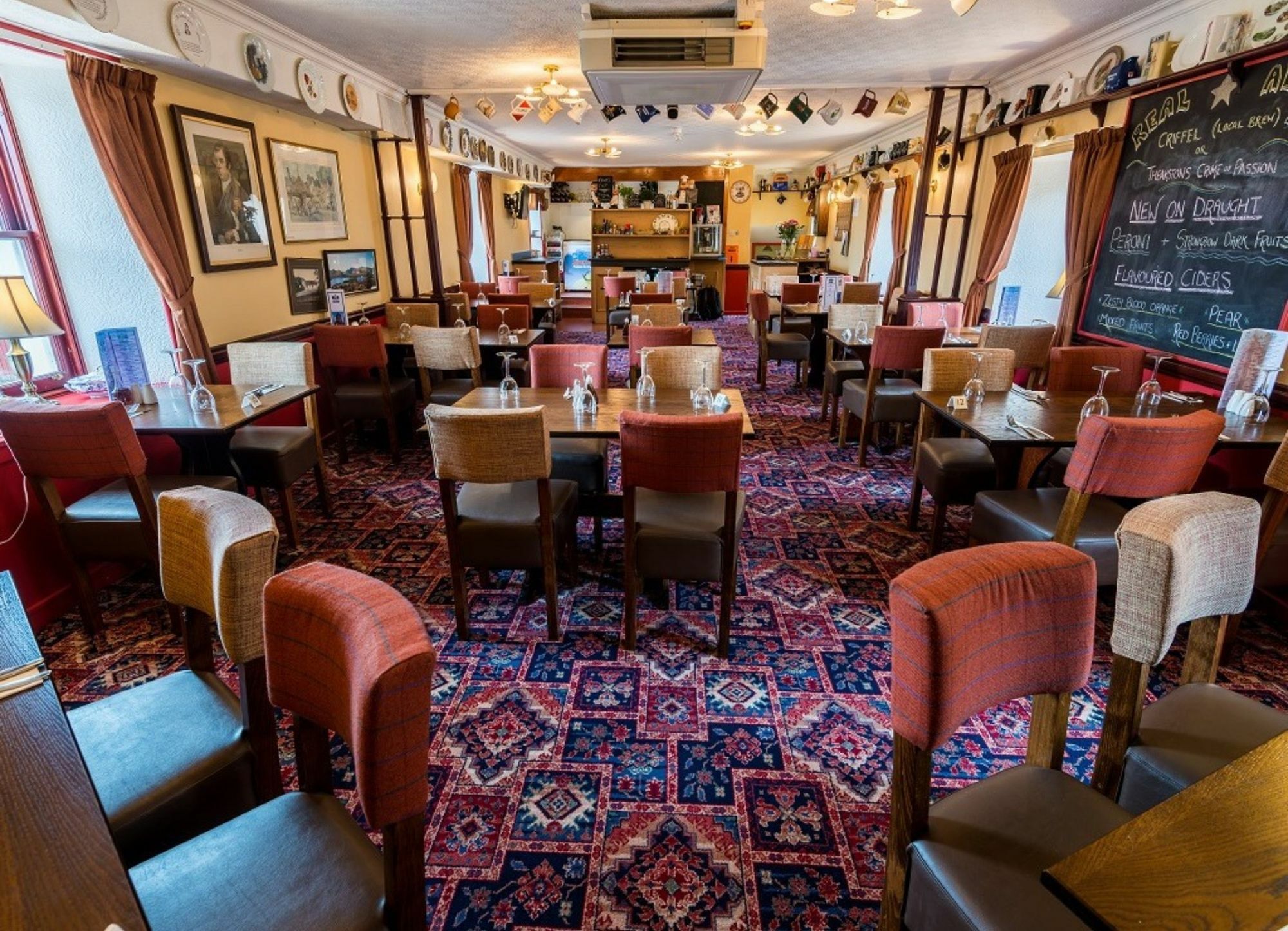 The Famous Star Hotel מופאט מראה חיצוני תמונה